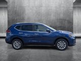Used 2018 Nissan Rogue SV image 4