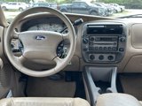 Used 2001 Ford Explorer Sport Trac 4x4 image 4