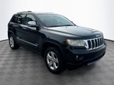 Used 2013 Jeep Grand Cherokee Limited w/ Luxury Group II image 3