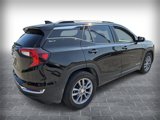 Used 2024 GMC Terrain SLT image 5
