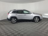 Used 2020 Jeep Cherokee Limited image 3