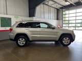 Used 2012 Jeep Grand Cherokee Laredo image 3