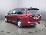 Used 2019 Chrysler Pacifica Touring-L image 3