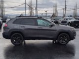 Used 2020 Jeep Cherokee Latitude Plus image 6
