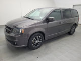 Used 2018 Dodge Grand Caravan SE image 2