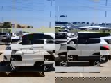 Used 2017 Honda Pilot EX-L image 2
