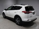 Used 2018 Toyota RAV4 LE image 4