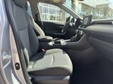 Used 2020 Toyota RAV4 XLE w/ Convenience Package image 2