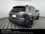 Used 2023 Jeep Cherokee Altitude Lux image 5