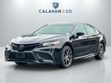 Used 2023 Toyota Camry SE image 3