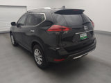 Used 2017 Nissan Rogue SV w/ SV Premium Package image 5