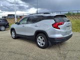 Used 2019 GMC Terrain SLE w/ Driver Convenience Package image 2