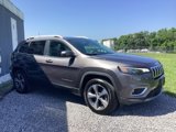 Used 2019 Jeep Cherokee Limited w/ Luxury Group image 3