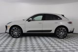 Certified 2024 Porsche Macan image 2
