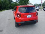 Used 2023 Jeep Renegade Latitude image 3