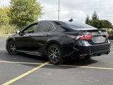 Used 2023 Toyota Camry SE image 5