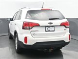 Used 2015 Kia Sorento LX image 4