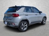 Used 2022 Hyundai Venue Limited image 4