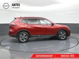 Used 2018 Nissan Rogue SL image 3