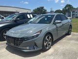 Used 2022 Hyundai Elantra Limited image 3