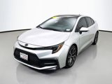 Used 2022 Toyota Corolla SE image 3