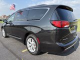 Used 2017 Chrysler Pacifica Touring-L w/ Tire & Wheel Group image 6