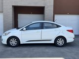 Used 2012 Hyundai Accent GLS image 2