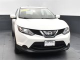 Used 2019 Nissan Rogue Sport S image 2