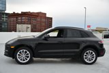 Used 2025 Porsche Macan image 2