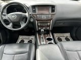 Used 2014 Nissan Pathfinder Platinum image 4