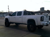 Used 2014 GMC Sierra 2500 Denali w/ Suspension Package, Off-Road image 5