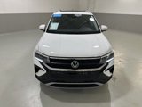 Certified 2023 Volkswagen Taos SE w/ Panoramic Sunroof Package image 3