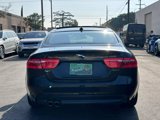 Used 2017 Jaguar XE image 5