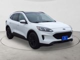 Used 2020 Ford Escape SE image 3