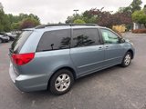 Used 2010 Toyota Sienna LE image 2