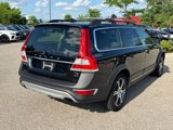 Used 2015 Volvo XC70 T6 w/ Proximity Package image 2