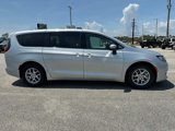 Used 2023 Chrysler Voyager LX image 2