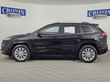 Used 2018 Jeep Cherokee Overland image 2