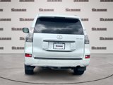Used 2017 Lexus GX 460 image 4