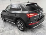 Used 2021 Audi Q5 2.0T Premium w/ Convenience Package image 4