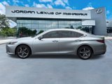 Used 2022 Lexus ES 350 w/ Premium Package image 5