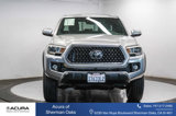 Used 2018 Toyota Tacoma TRD Off-Road image 6