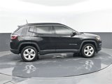 Used 2018 Jeep Compass Latitude image 4
