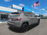 Used 2023 Jeep Compass Trailhawk image 4