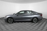 Used 2024 Volkswagen Jetta SEL image 3