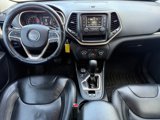 Used 2016 Jeep Cherokee Sport image 2