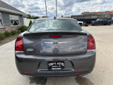 Used 2018 Chrysler 300 S w/ 300S Premium Group image 5