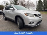 Used 2015 Nissan Rogue SL w/ SL Premium Package image 2