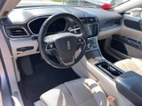 Used 2019 Lincoln Continental Select image 6