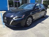 Used 2023 Nissan Altima 2.5 SV image 2